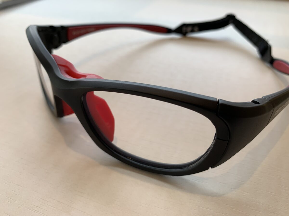 野球用スポーツメガネ 岐阜市の弱視の子供メガネ専門店ならメガネのあきへ 野球用スポーツメガネ 岐阜市の弱視の子供メガネ専門店ならメガネのあきへ